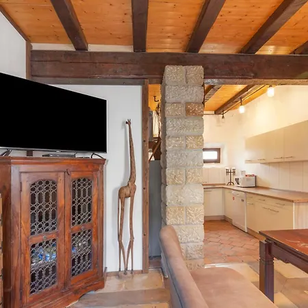 Ferienhaus Namibia-lodge Mit 100 Qm Für 6 Pers *