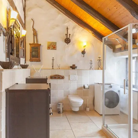 Namibia-lodge Mit 100 Qm Für 6 Pers